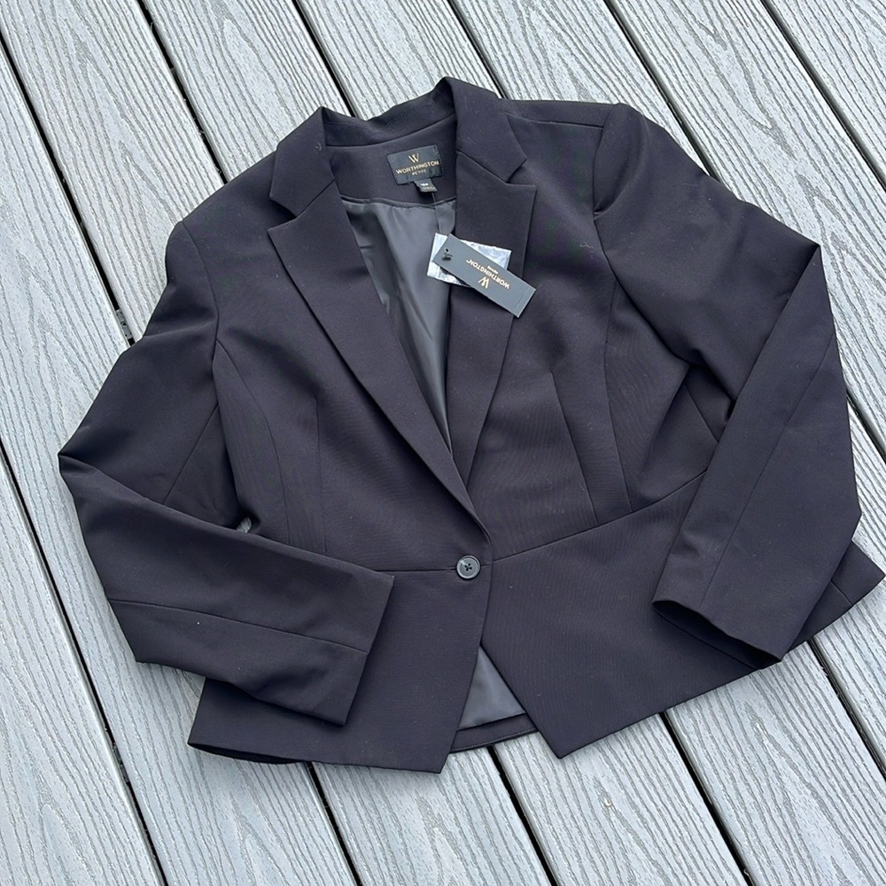 ❄️ NWT Classic Black Blazer